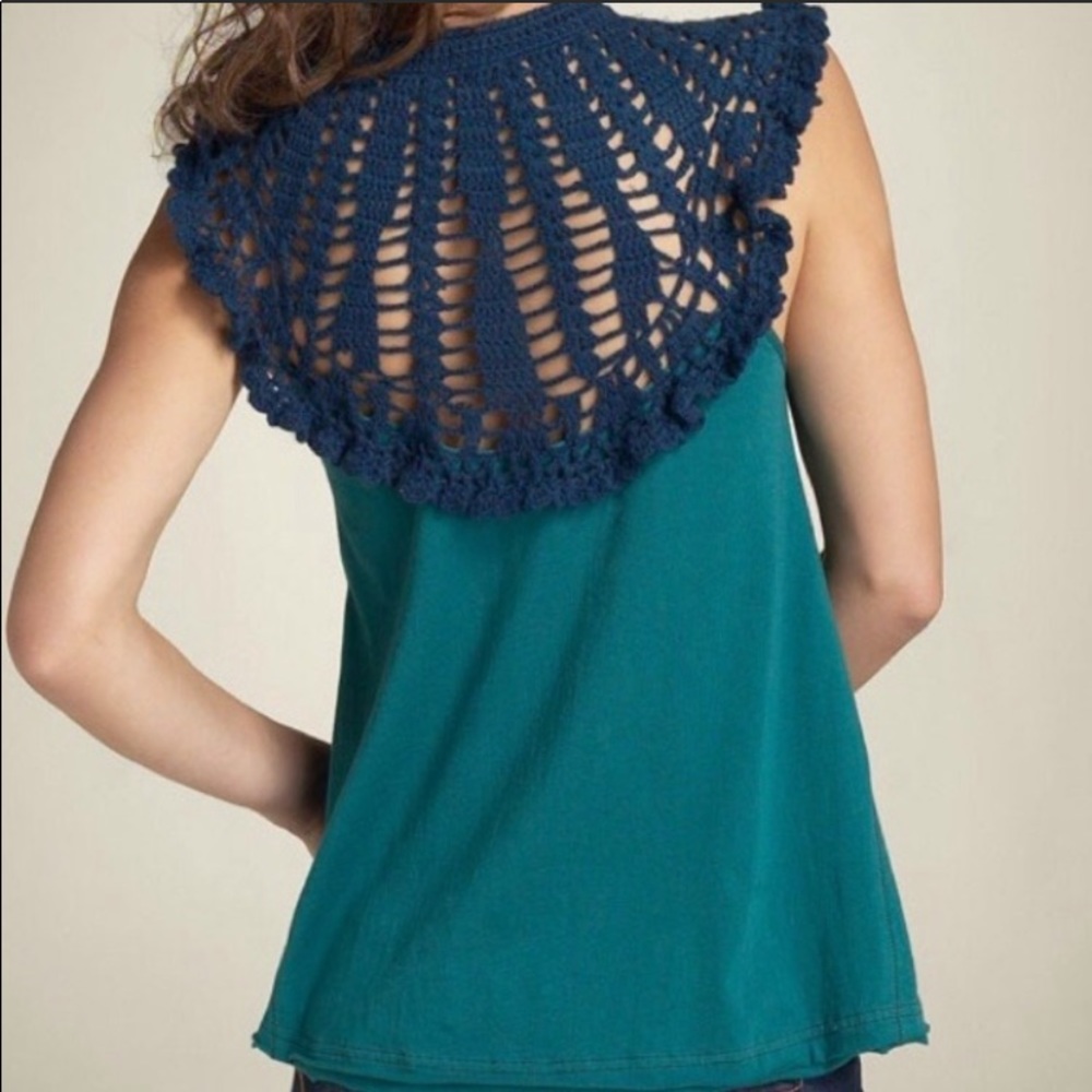 Free People Boho Crochet Detail Top size Small - Picture 3 of 6